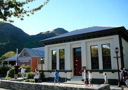 New Zealand Travel Offer