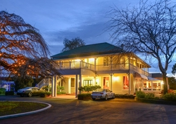 New Zealand Travel Offer